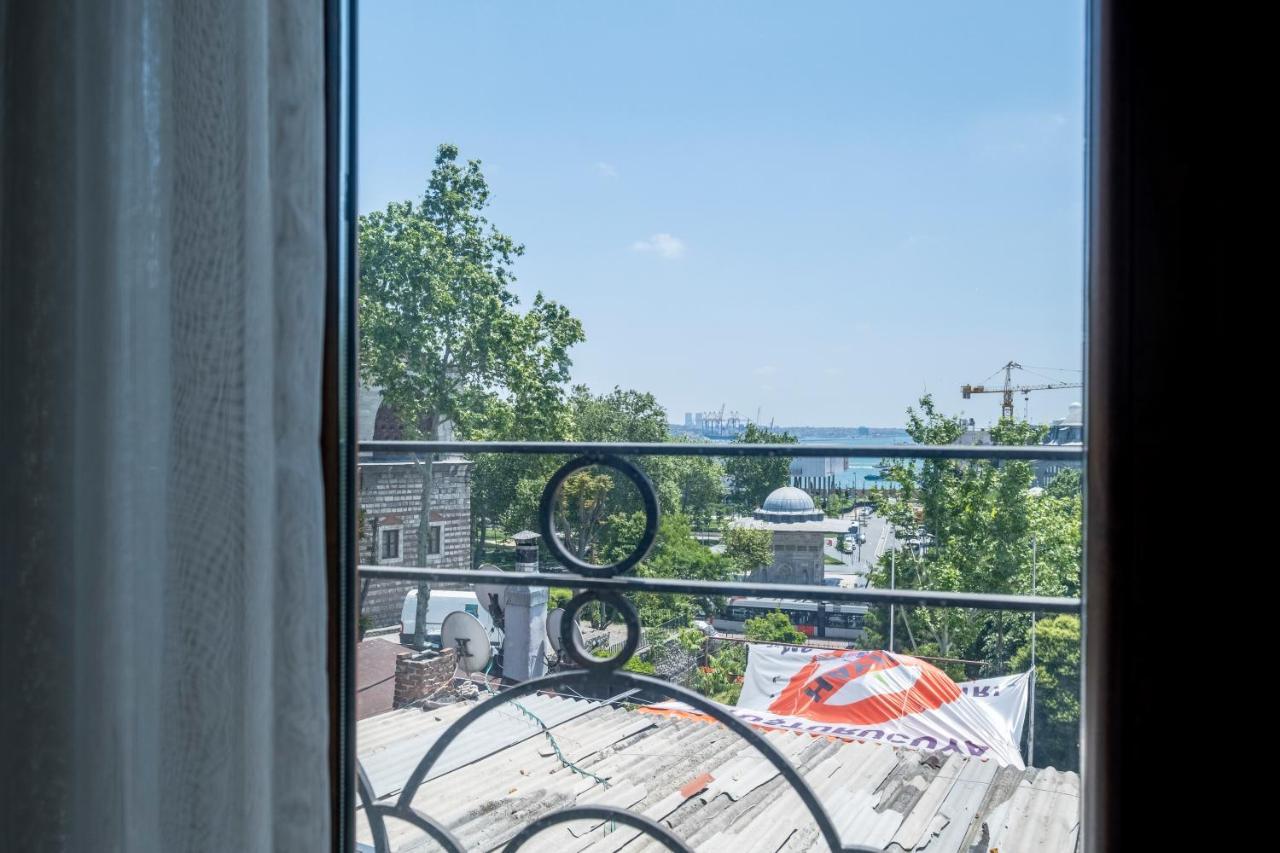 One Bedroom With Sea View Apartment Istanbul